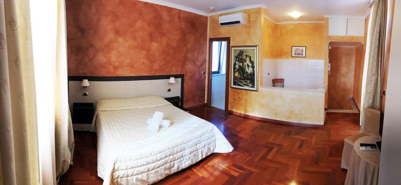La Locanda Del Palatoraffinato Ciampino Exterior photo