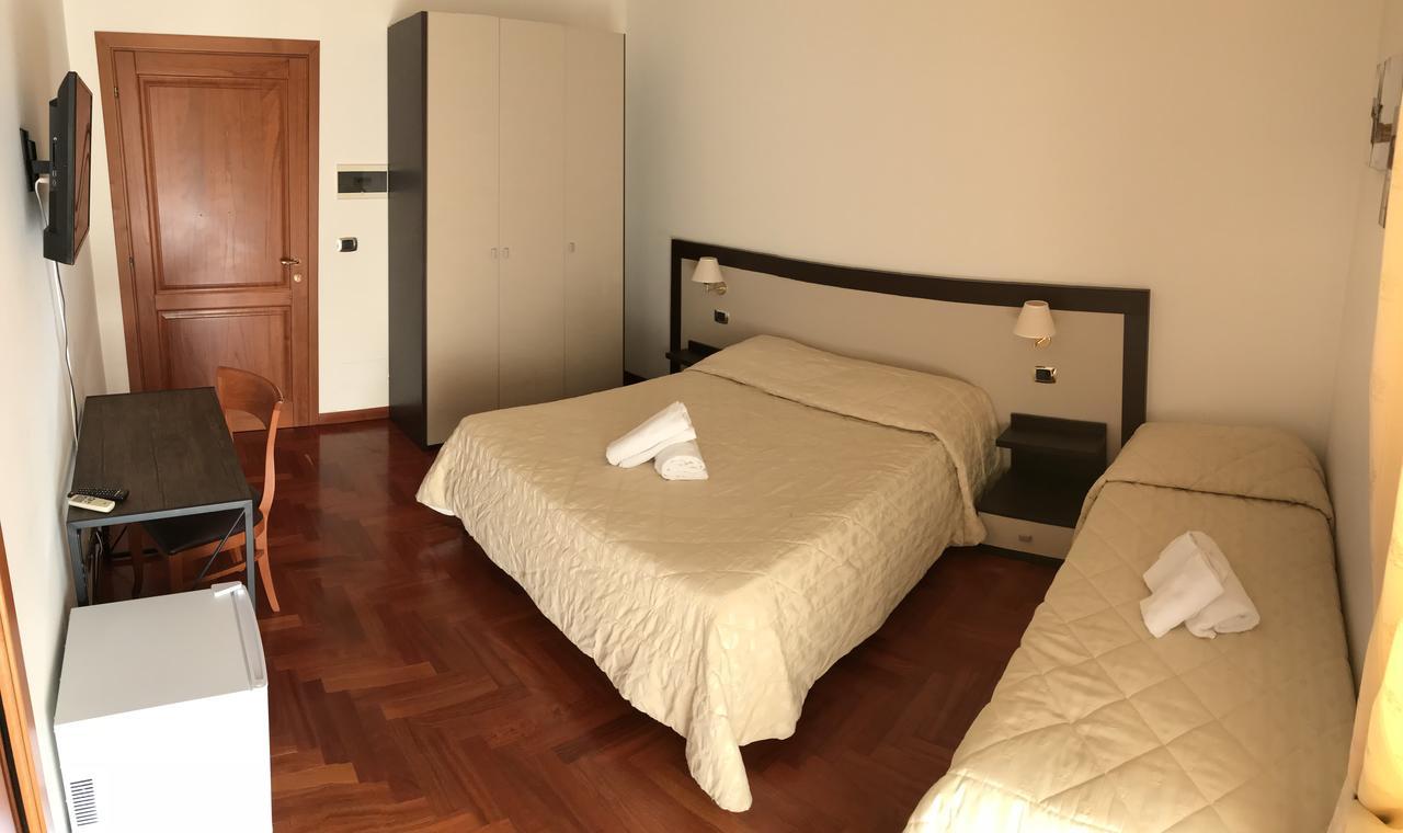 La Locanda Del Palatoraffinato Ciampino Exterior photo